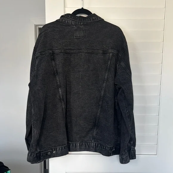 Black denim jacket - Picture 2 of 3